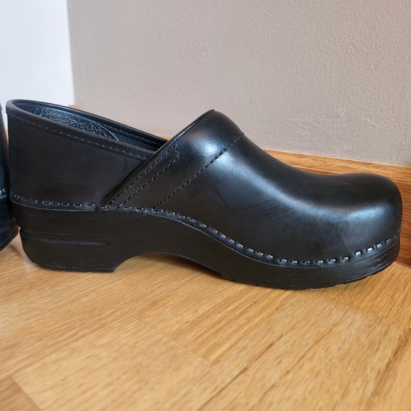 NWOT Danskos - Picture 11 of 14